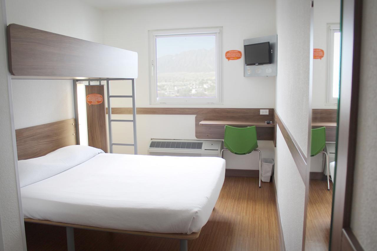 Hotel Hi! Querétaro Exteriör bild